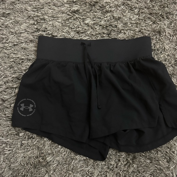Under Armour women’s running shorts size small - Picture 1 of 2